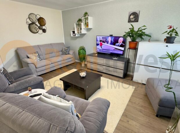 Apartament 2 camere renovat complet de vanzare in Piata Centrala