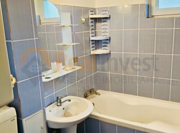 Vanzare apartament 4 camere in Micro 39 cu 2 balcoane