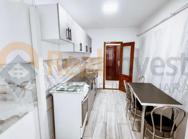 De inchiriat 2 camere, mobilat si utilat in Micro 20
