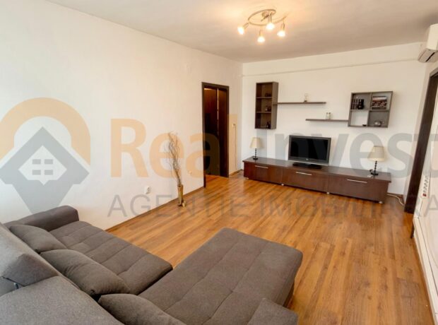 De inchiriat 3 camere, ultracentral – 64 mp | 350 euro/lună
