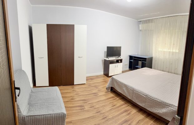 De închiriat apartament cu 1 cameră – zona Ceradent | 300 €/lună